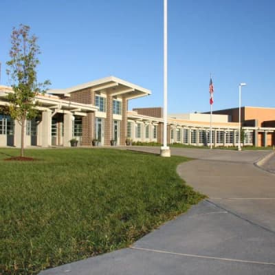 Crocker Elementary School in Ankeny: Crocker Elementary School campus entrance.