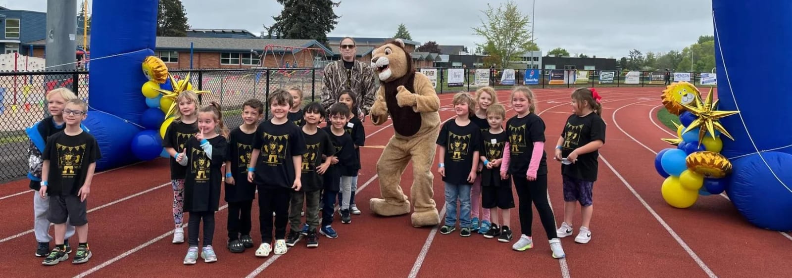 Mabel Rush Elementary students participating in the Lion Walk.